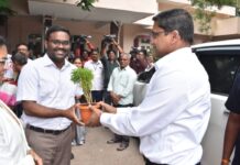 The High Court Judge was warmly welcomed by the high officials