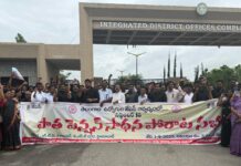 Observing Pension Rebellion Day and boycotting duties