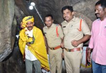 Police Commissioner visits Sri Nimbachala Lakshmi Narasimha Swamy