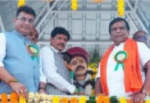 We should follow in the footsteps of Namdev Maharaj