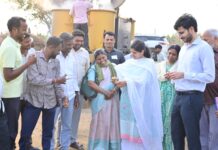 Collector visits turmeric fields